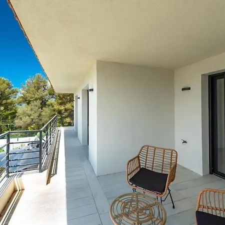 Romy - Calme & Piscine Chauffee וילה *